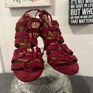 STYLE & CO women red suede stiletto heels/size 6M